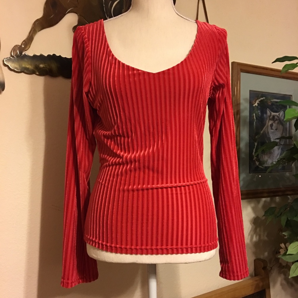 Moda International red stretch velvet top S